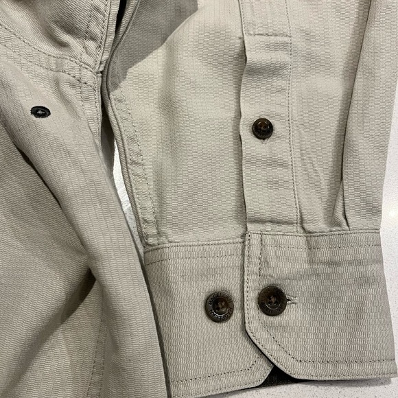 Magellan Men’s Medium Tan Button Down Men’s Pocket Shirt‎ - Picture 13 of 14